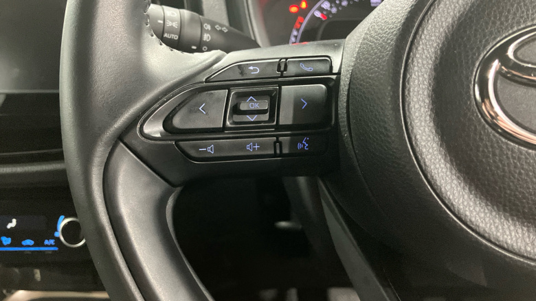 Toyota Aygo X 1.0 VVT-i Edge 5dr Auto Petrol Hatchback